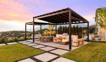 348 E HIDDEN LAKE Dr, Bountiful, UT 84010