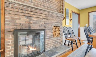 7 Glenwood Dr, Bayville, NJ 08721