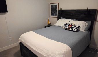 580 Linden Dr 208, Arnolds Park, IA 51331