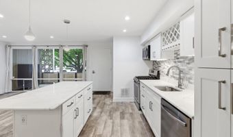 7525 SPRING LAKE Dr #C2, Bethesda, MD 20817