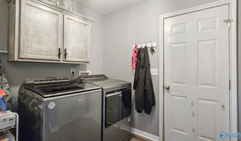 121 Dempsey Ct, Arab, AL 35016