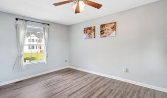 12 Tradewinds Ave, Barnegat, NJ 08005