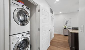 1080 Peachtree St NE 3215, Atlanta, GA 30309