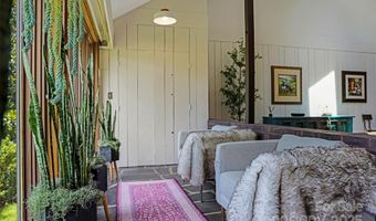 100 Ballantree Dr, Asheville, NC 28803
