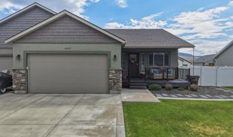 1027 Pinewood Ave, Chubbuck, ID 83202