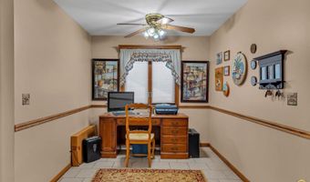 8324 SW Indian Hills Rd, Auburn, KS 66402