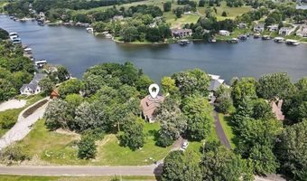 1066 Lake Viking Ter, Altamont, MO 64620
