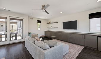 5515 Palm Dr, Hawthorne, CA 90250