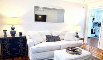 70 Carroll Ave 1009, Newport, RI 02840