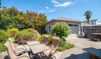 1820 Orchard St, Santa Rosa, CA 95404