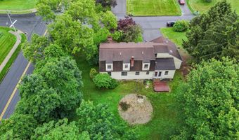 2 Sequoia Dr, Cromwell, CT 06416