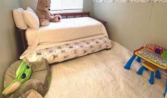 4 N. Shore Dr, Barnstead, NH 03225