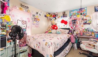 21 Watson St, Central Falls, RI 02863