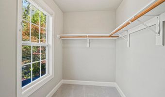 5604 HOOVER St, Bethesda, MD 20817