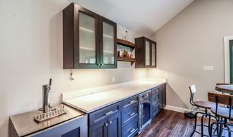 70 Obtuse Hill Rd, Brookfield, CT 06804