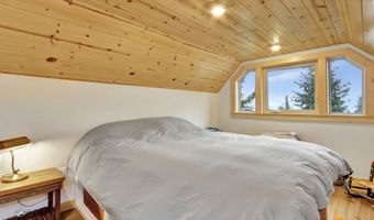 12121 Ginami St, Anchorage, AK 99516