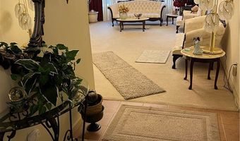 521 N Calhoun Shores Pkwy, Calhoun Falls, SC 29628