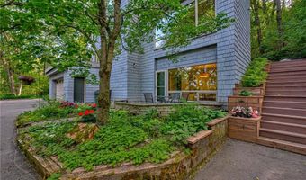 15511 Afton Hills Dr S, Afton, MN 55001