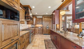 1363 Lake Pointe Dr, Bigfork, MT 59911