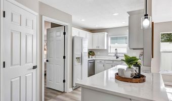 716 GOLFVIEW St, Orlando, FL 32804