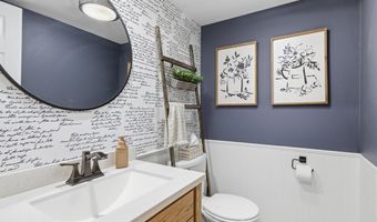 1031 Thomas Dr, Ashland, OH 44805