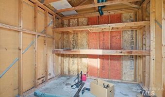 2488 E E Tiger Lily Dr, Boise, ID 83716