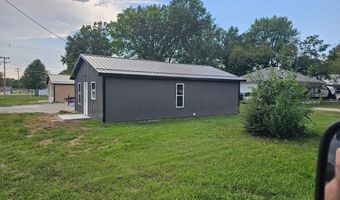 506 W 2nd St, Baxter Springs, KS 66713