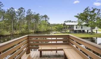 10091 River Dr, Bay St. Louis, MS 39520