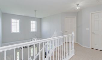 3 BLACKWOLF Ct, Algonquin, IL 60102