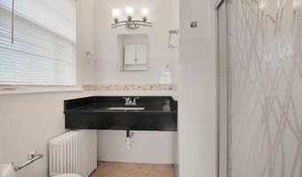 4520 MIDDLETON Ln, Bethesda, MD 20814