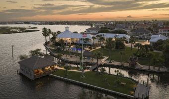 140 BAY HARBOR Dr, Aransas Pass, TX 78336