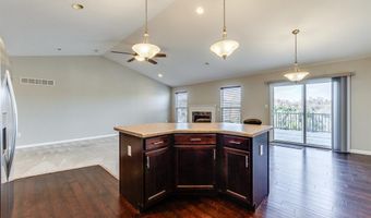 925 Meramec Grove Dr, Ballwin, MO 63021