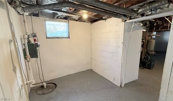 721 Polk Ave, Akron, OH 44314