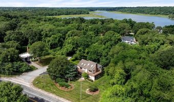 264 Boston Neck Rd, Narragansett, RI 02882