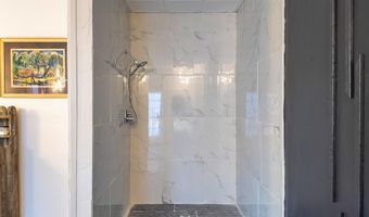 961 E Main St, Batesville, AR 72501