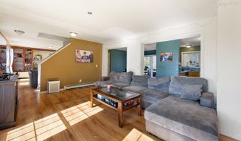 301 Bog Rd, Albion, ME 04910