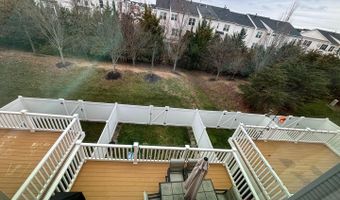 41717 MCMONAGLE Sq, Aldie, VA 20105