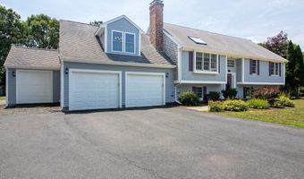 37 Yearling Run Rd, Bourne, MA 02532