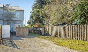 309 Hwy 98, Apalachicola, FL 32320