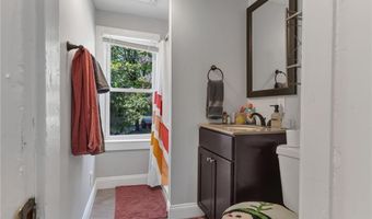 19 Hardwick St, Cumberland, RI 02864