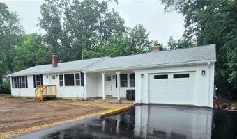 513 Knotty Oak Rd, Coventry, RI 02816