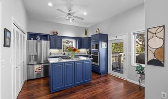 900 Cypress Point Loop, Ashland, OR 97520