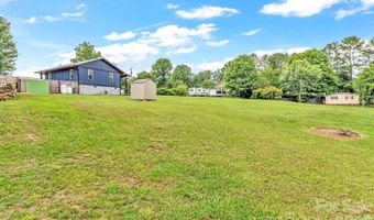 43 Pelzer St, Asheville, NC 28804