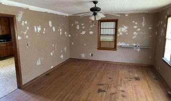 15648 Ham Rd, Athens, AL 35611