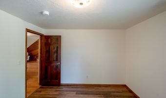 2465 40TH Ave, Albany, OR 97322