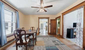 325 W 5th St, Auburn, IN 46706