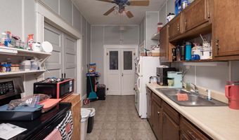 306 W 2ND St, Annawan, IL 61234