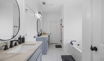 4161 Hampton Dr, Benton, AR 72019