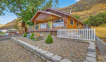 3650 Riverside Dr, Asotin, WA 99402