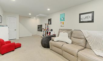 4605 VALERIE Ct, Annandale, VA 22003